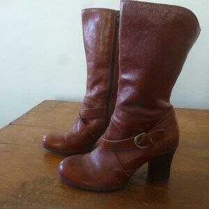 Born Brown Leather Heeled Side Zipper Boot Womens US Size 9